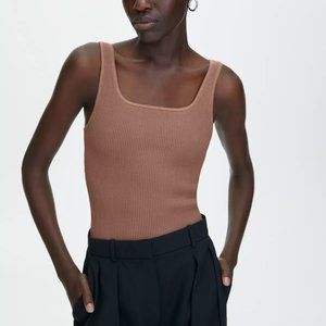 Aritzia Babaton Sculpt Knit Squareneck Tank